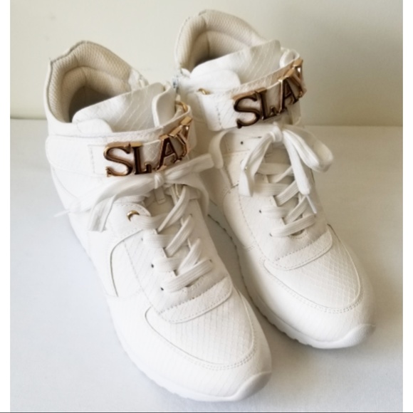 Shoedazzle slay sneakers Clearance